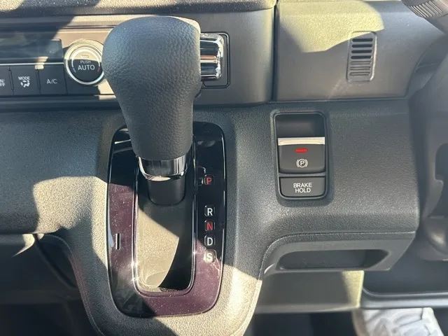 N-BOX(ホンダ)N-BOXカスタム 両側PSD届出済未使用車 17