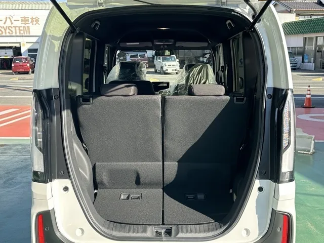 N-BOX(ホンダ)N-BOXカスタム 両側PSD届出済未使用車 9