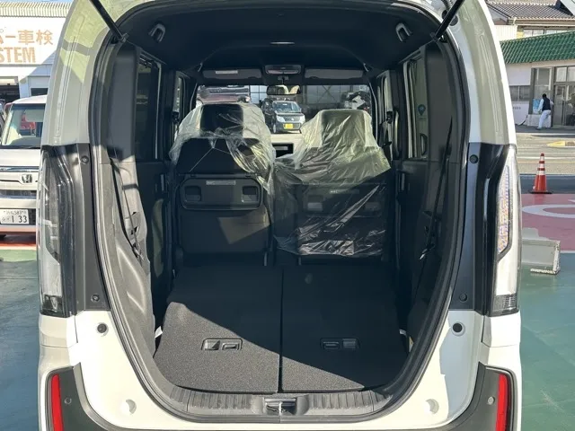 N-BOX(ホンダ)N-BOXカスタム 両側PSD届出済未使用車 11
