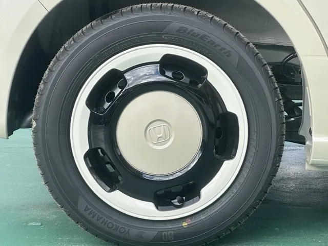 N-BOX(ホンダ)N-BOX ファッションスタイル コンフォートＰ届出済未使用車 13