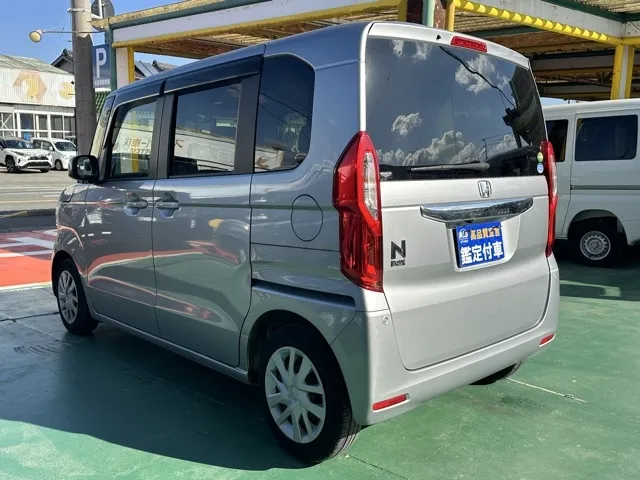 N-BOX(ホンダ)Gホンダセンシング中古車 2