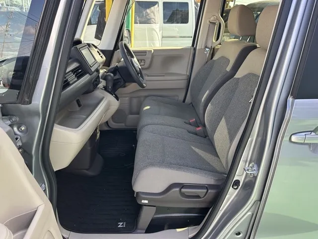 N-BOX(ホンダ)Gホンダセンシング中古車 3