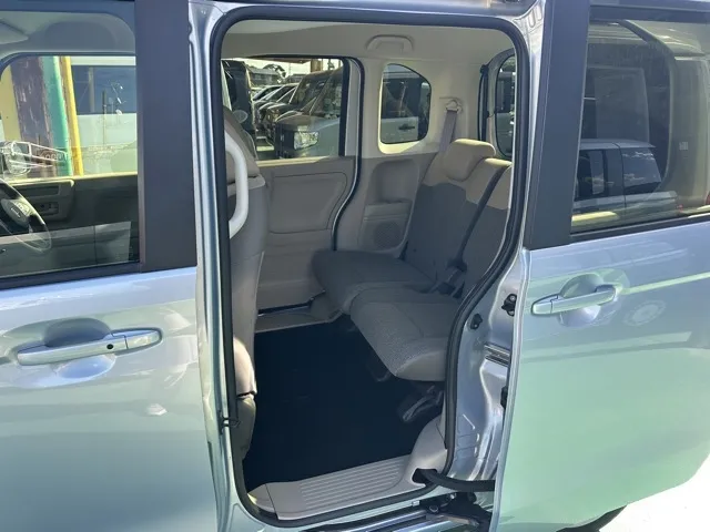 N-BOX(ホンダ)Gホンダセンシング中古車 4