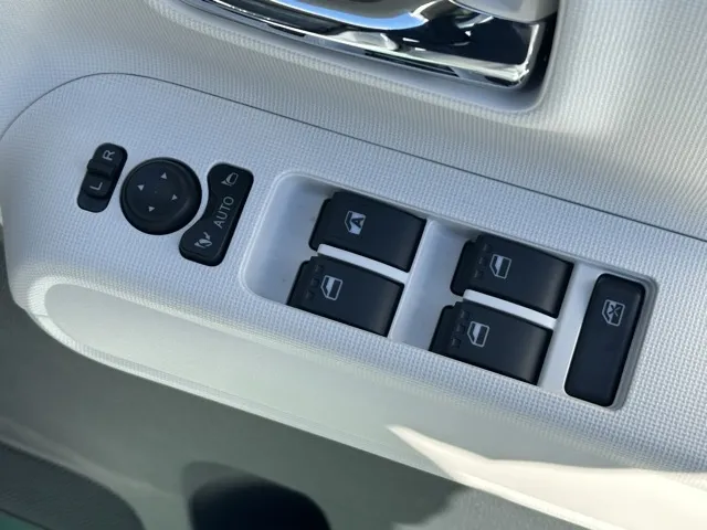 キャンバス(ダイハツ)ストライプスG パノラマUGP届出済未使用車 13