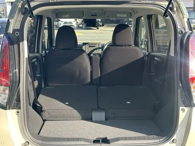 eKクロス(三菱)G中古車 9