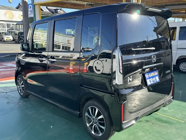 N-BOX(ホンダ)N-BOXカスタム届出済未使用車 2