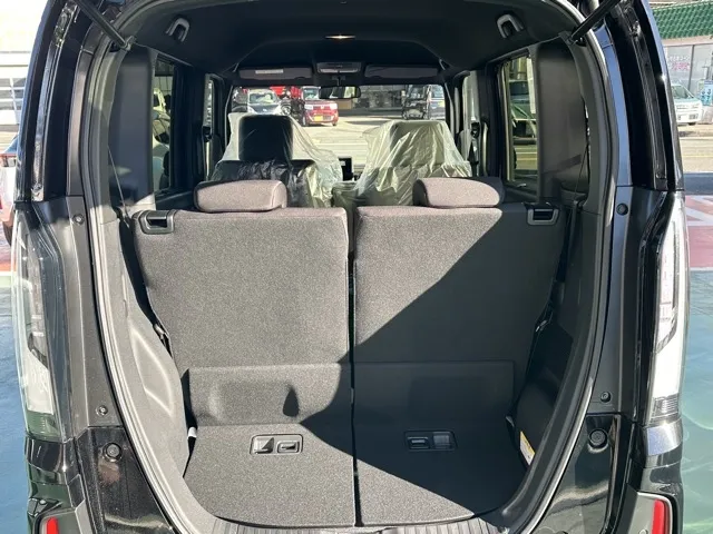 N-BOX(ホンダ)N-BOXカスタム届出済未使用車 9
