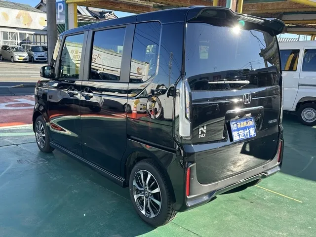 N-BOX(ホンダ)N-BOXカスタム届出済未使用車 2