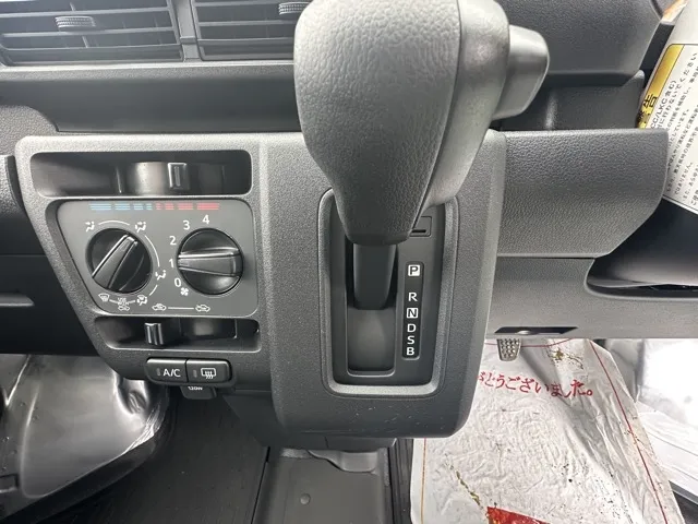 ハイゼット(ダイハツ)デラックス AT届出済未使用車 18