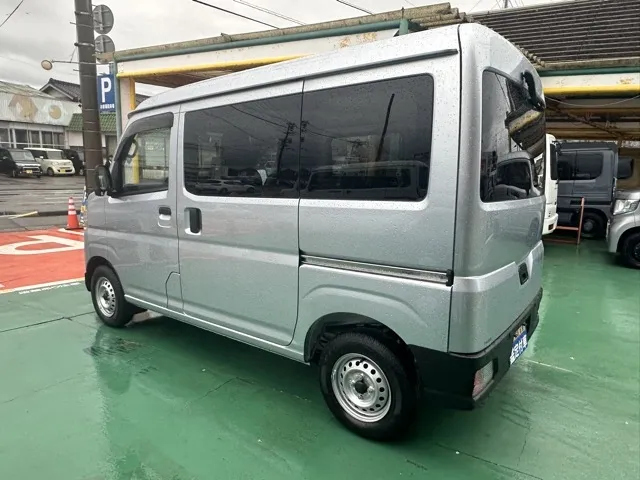 ハイゼット(ダイハツ)デラックス AT届出済未使用車 2