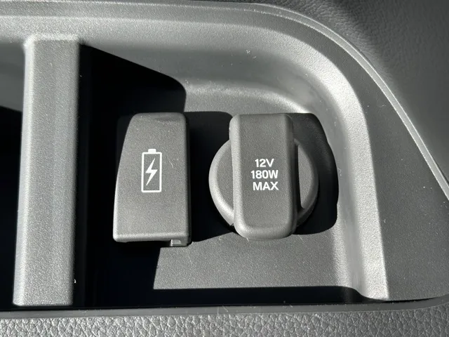 ステップワゴン(ホンダ)スパーダ 7人登録済未使用車 9