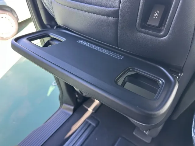 ステップワゴン(ホンダ)スパーダ 7人登録済未使用車 10