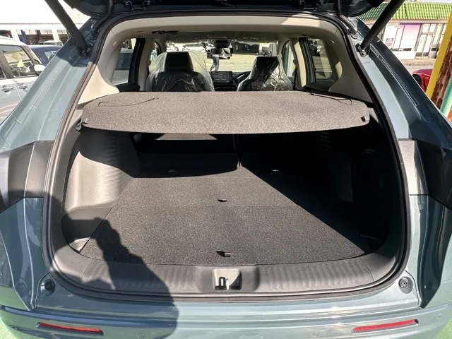 ZR-V(ホンダ)e：HEV Z登録済未使用車 11