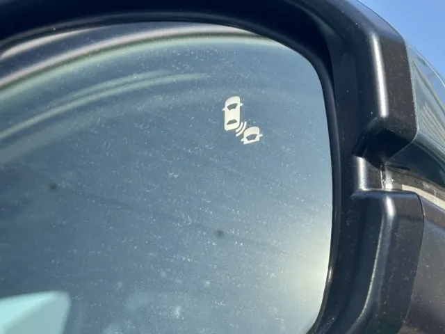 ZR-V(ホンダ)e：HEV Z登録済未使用車 14