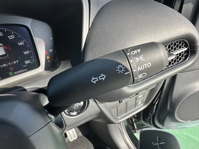 ZR-V(ホンダ)e：HEV Z登録済未使用車 17