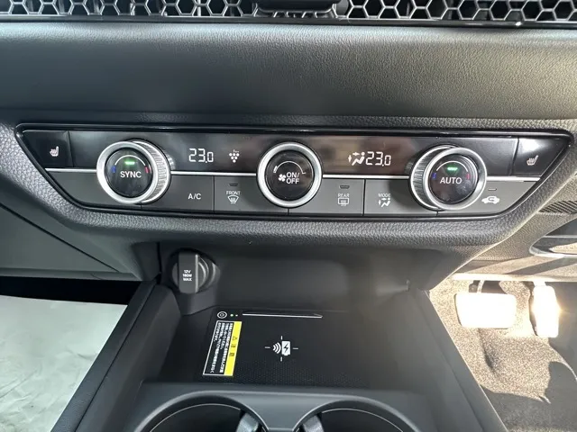 ZR-V(ホンダ)e：HEV Z登録済未使用車 21