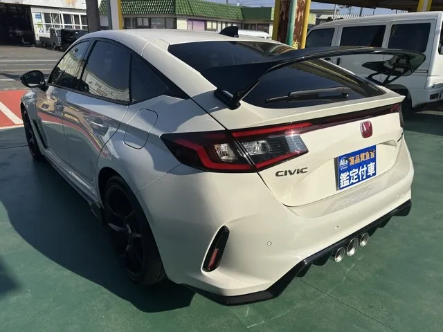 シビック(ホンダ)タイプR レーシングブラックPKG登録済未使用車 2