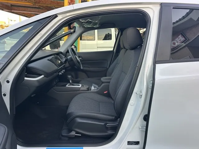 フィット(ホンダ)e：HEV ホーム中古車 3