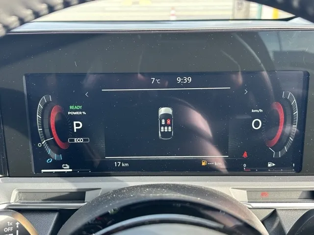 オーラ(ニッサン)G登録済未使用車 26