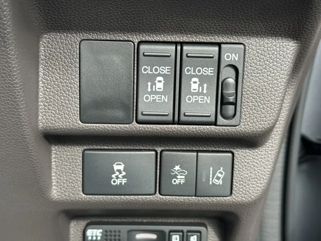 フリード(ホンダ)ハイブリッドG中古車 13