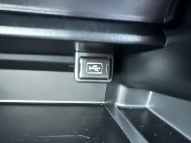 カローラ(トヨタ)ハイブリッドEXレンタＵＰ 26