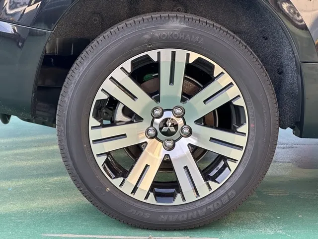 デリカD:5(三菱)Ｐ 8人 ナビ取付PKGⅡ オートステップ付レンタ登録済未使用車 13