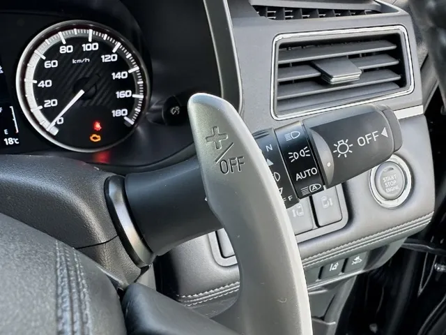 デリカD:5(三菱)Ｐ 8人 ナビ取付PKGⅡ オートステップ付レンタ登録済未使用車 18