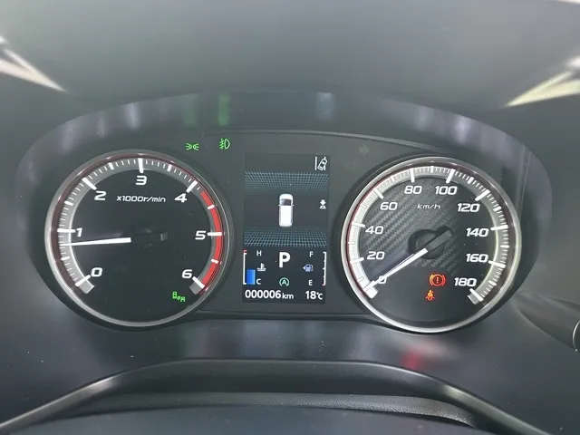 デリカD:5(三菱)Ｐ 8人 ナビ取付PKGⅡ オートステップ付レンタ登録済未使用車 26