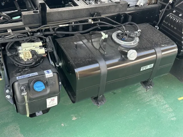 キャンター(三菱)全低床キョウカダンプ ３ｔレンタ登録済未使用車 9