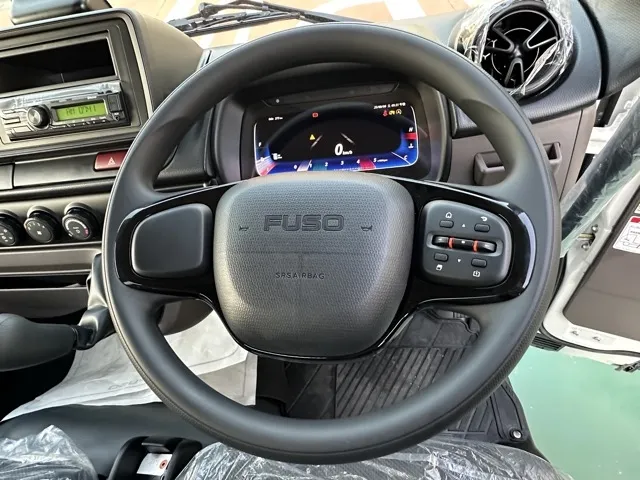 キャンター(三菱)全低床キョウカダンプ ３ｔレンタ登録済未使用車 11