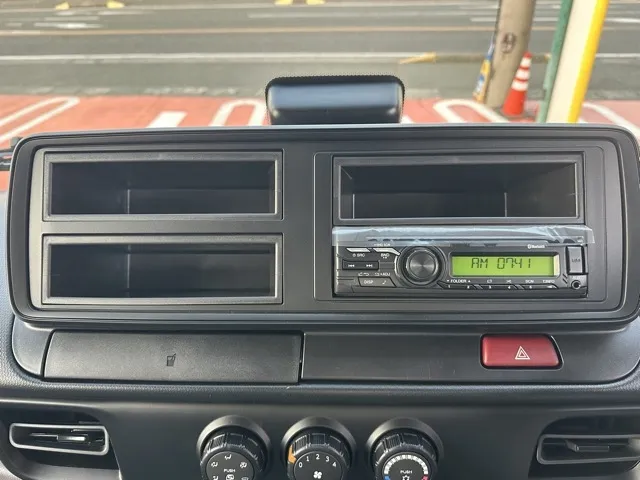 キャンター(三菱)全低床キョウカダンプ ３ｔレンタ登録済未使用車 15