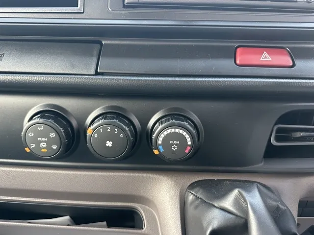 キャンター(三菱)全低床キョウカダンプ ３ｔレンタ登録済未使用車 16