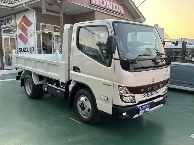 キャンター(三菱)全低床キョウカダンプ ３ｔレンタ登録済未使用車 25