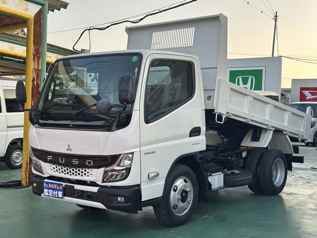 キャンター(三菱)全低床キョウカダンプ ３ｔレンタ登録済未使用車 1
