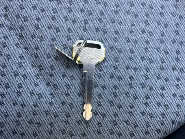 ミニキャブトラック(三菱)M 5MT中古車 12