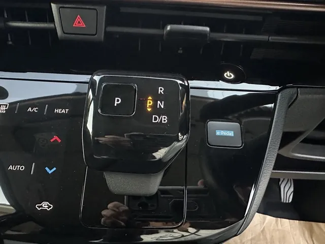 サクラ(ニッサン)X中古車 17