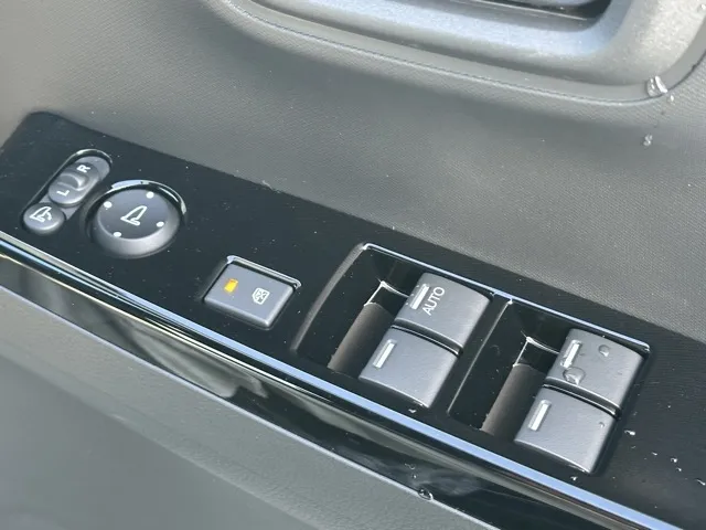 N-ONE(ホンダ)ＲＳ ６ＭＴ届出済未使用車 12