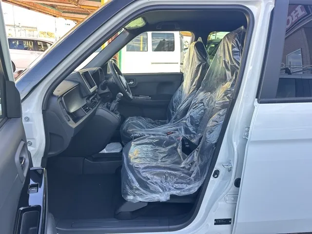 N-ONE(ホンダ)ＲＳ ６ＭＴ届出済未使用車 3