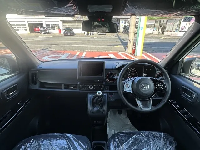 N-ONE(ホンダ)ＲＳ ６ＭＴ届出済未使用車 5