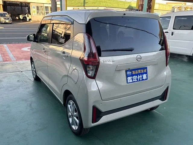 デイズ(ニッサン)Ｘ届出済未使用車 2