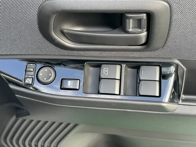 サクラ(ニッサン)X中古車 12