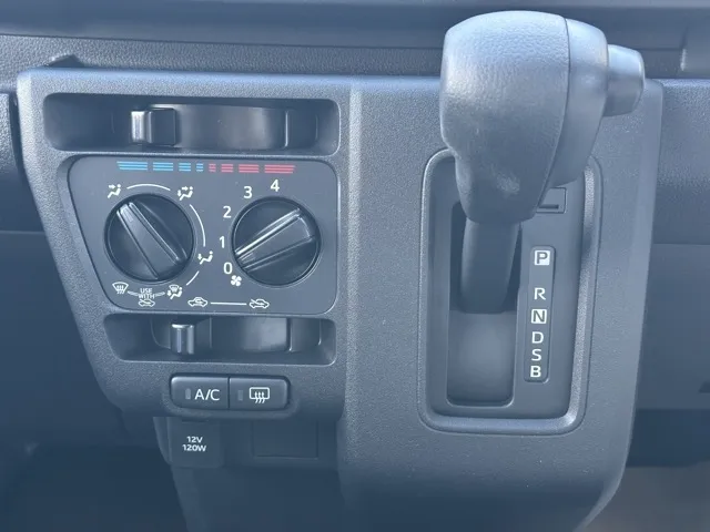 ハイゼット(ダイハツ)デラックス AT届出済未使用車 14