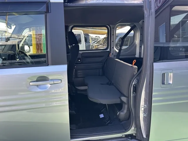 N-VAN(ホンダ)Lタイプ MT ４WD中古車 4