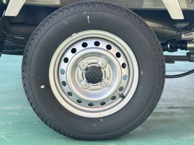 キャリートラック(スズキ)KC 4WD AT届出済未使用車 10