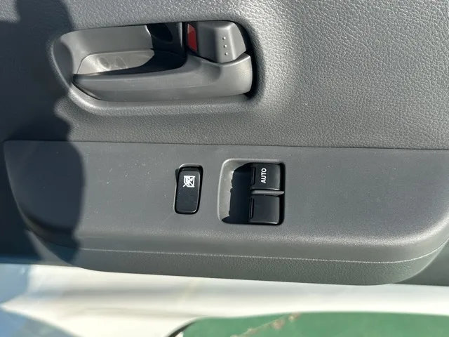 クリッパートラック(ニッサン)DX AT 4WD届出済未使用車 11