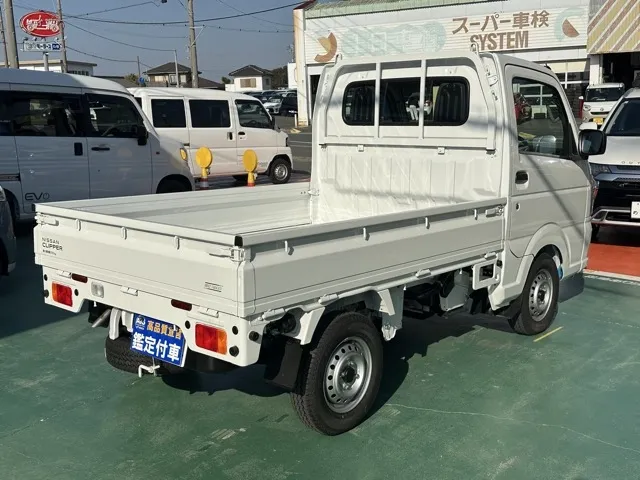 クリッパートラック(ニッサン)DX AT 4WD届出済未使用車 7