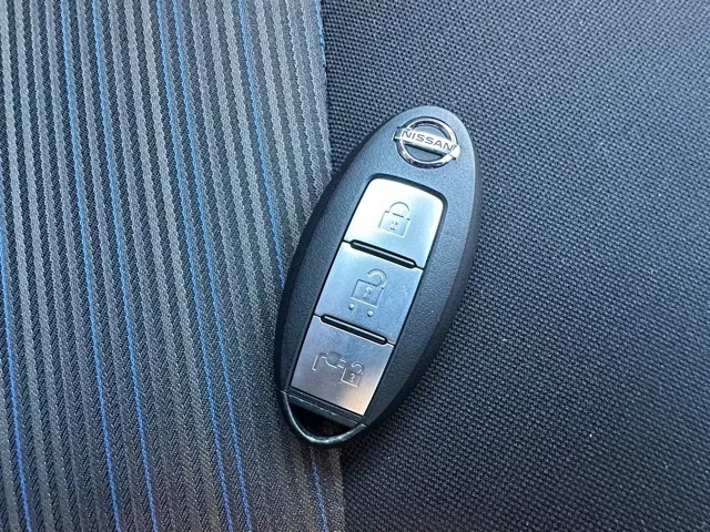 リーフ(ニッサン)Ｘ中古車 28