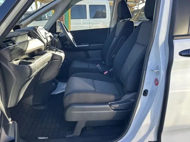 フリード(ホンダ)G BLACK STYLE中古車 3