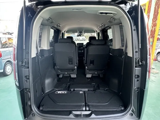 ステップワゴン(ホンダ)エアー 7人中古車 10