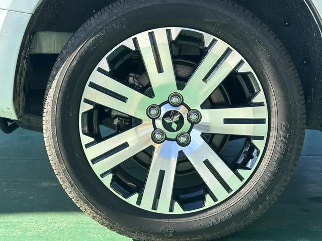 デリカD:5(三菱)Ｐ 8人 ナビ取付PKGⅡレンタＵＰ 12